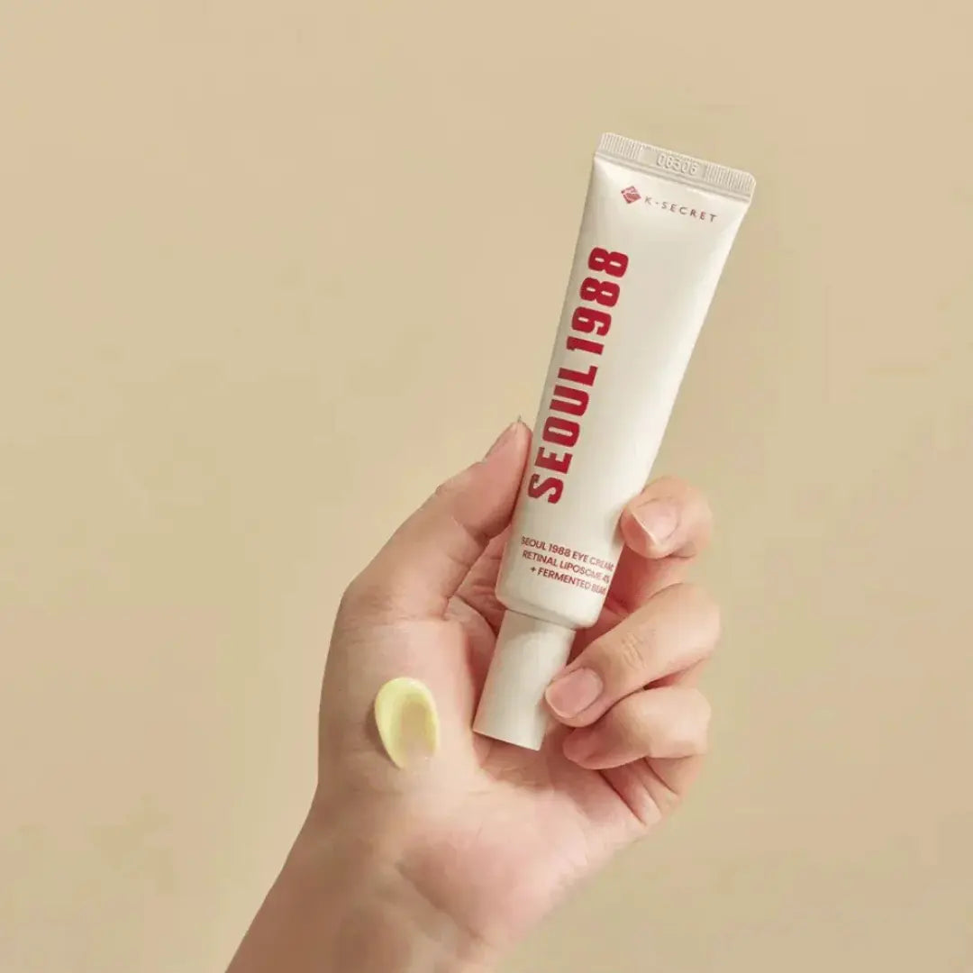 Texture of KSECRET SEOUL 1988 Eye Cream for hydration and brightening.